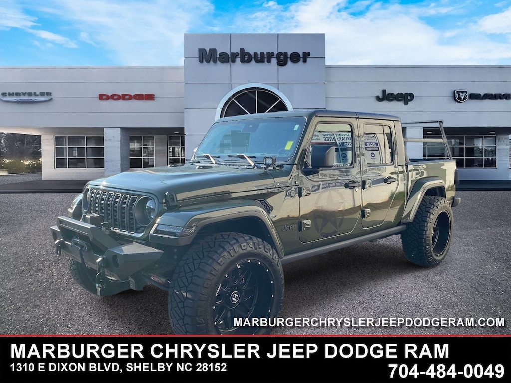 Used 2024 Jeep Gladiator Sport S Truck