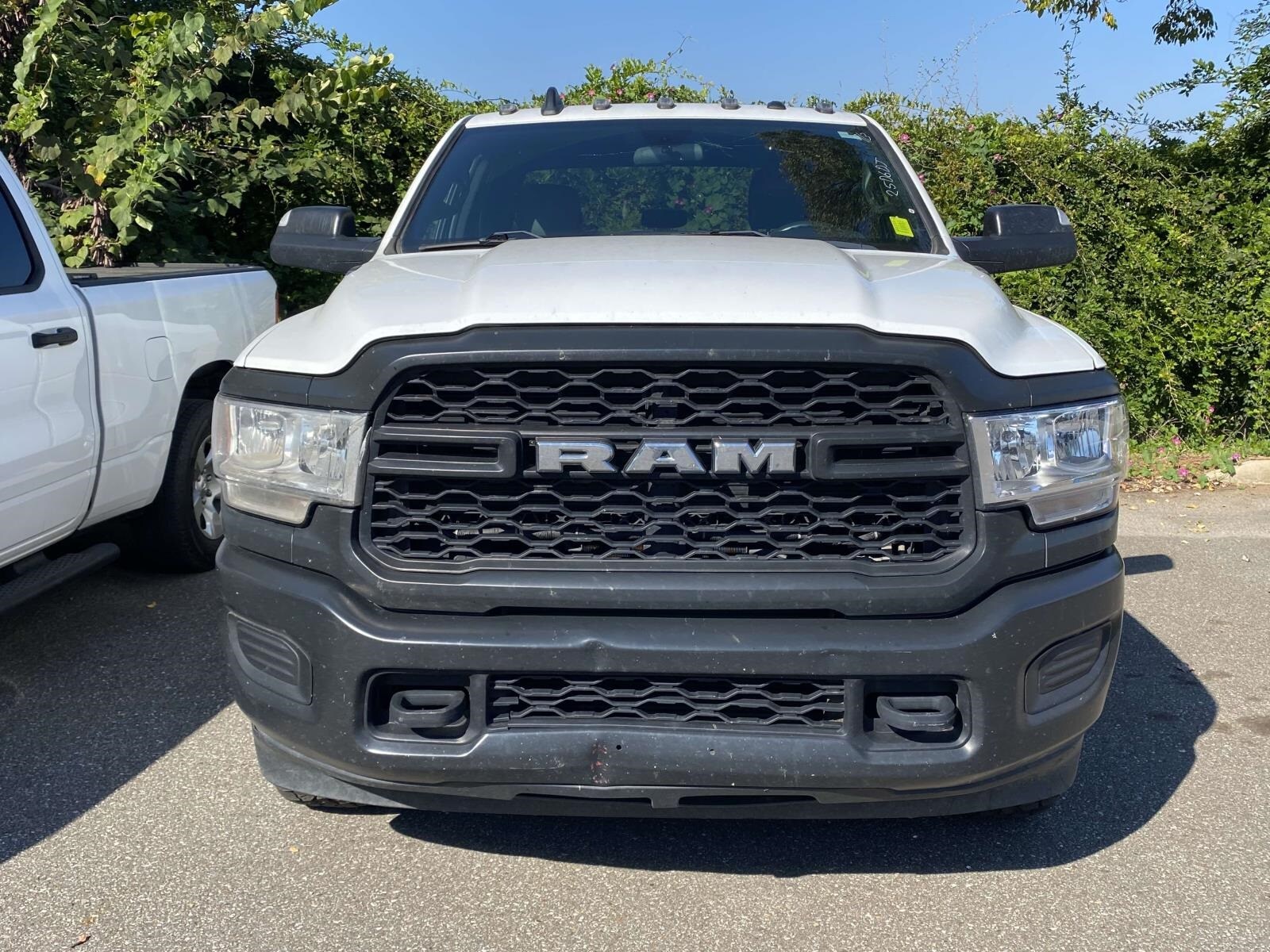2022 Ram 2500 Tradesman photo 2