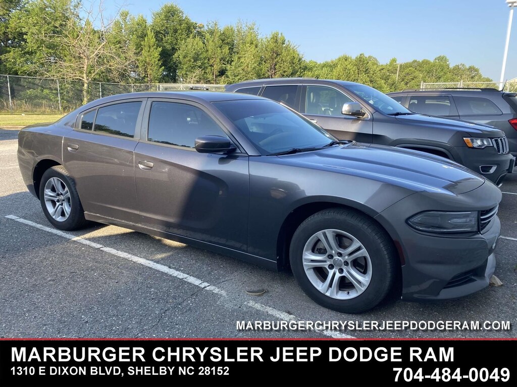 Used 2015 Dodge Charger SE Sedan