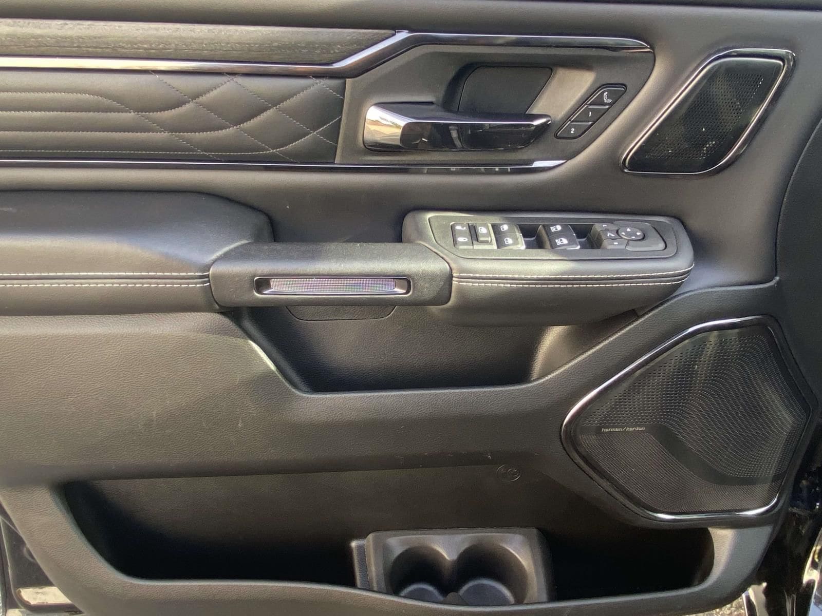 2025 RAM Ram 1500 Pickup Limited - Photo 18