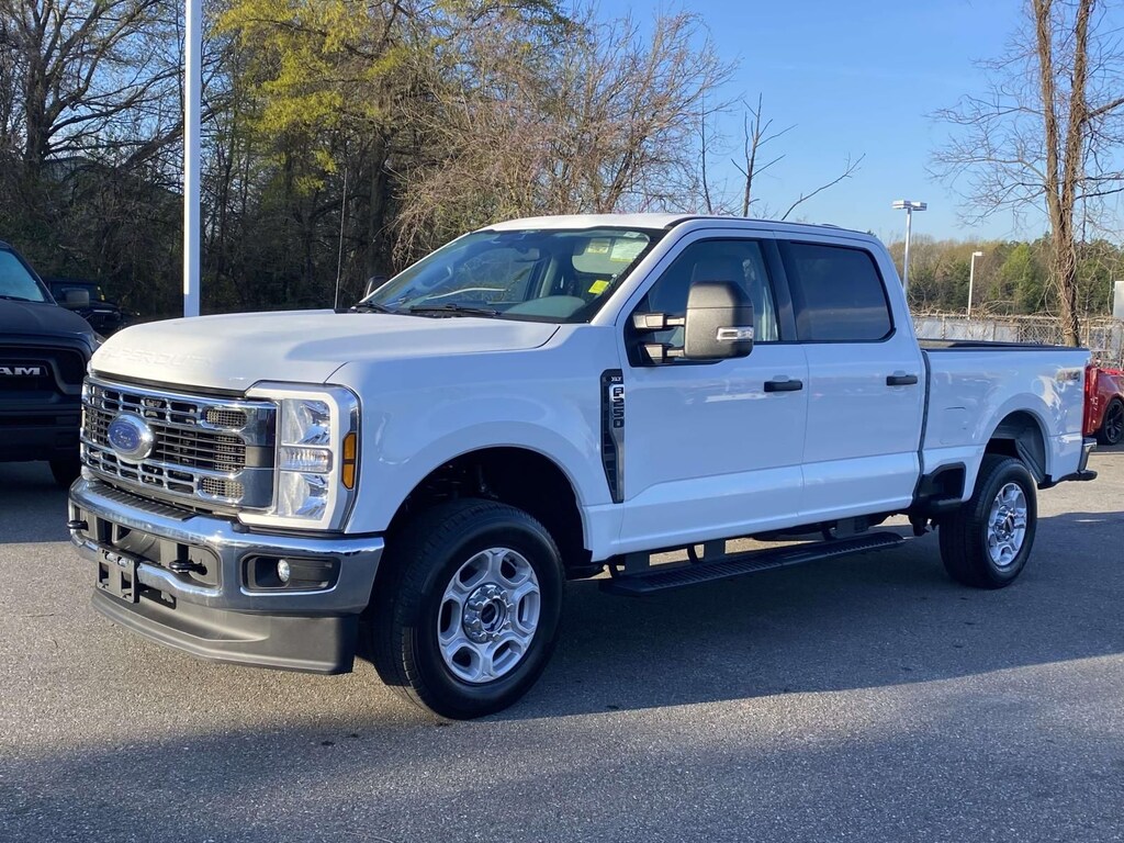 Used 2025 Ford F-250SD XLT