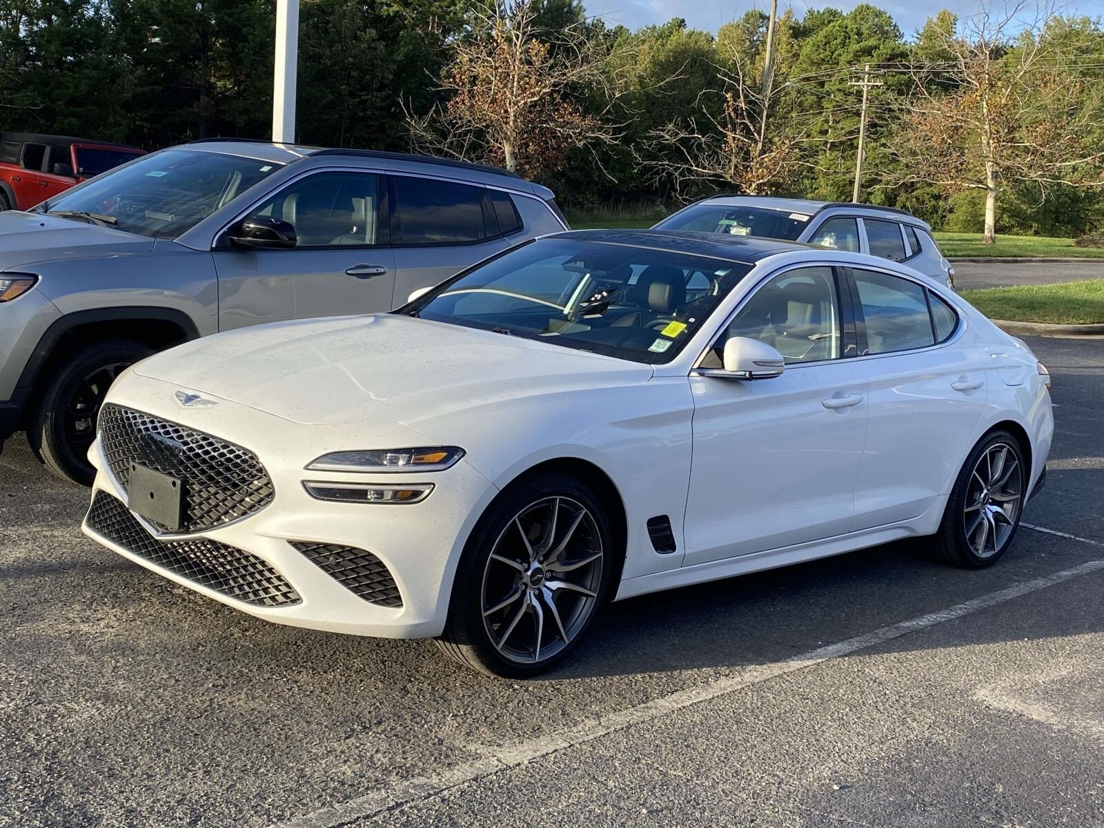 2022 Genesis G70 2.0T photo 3