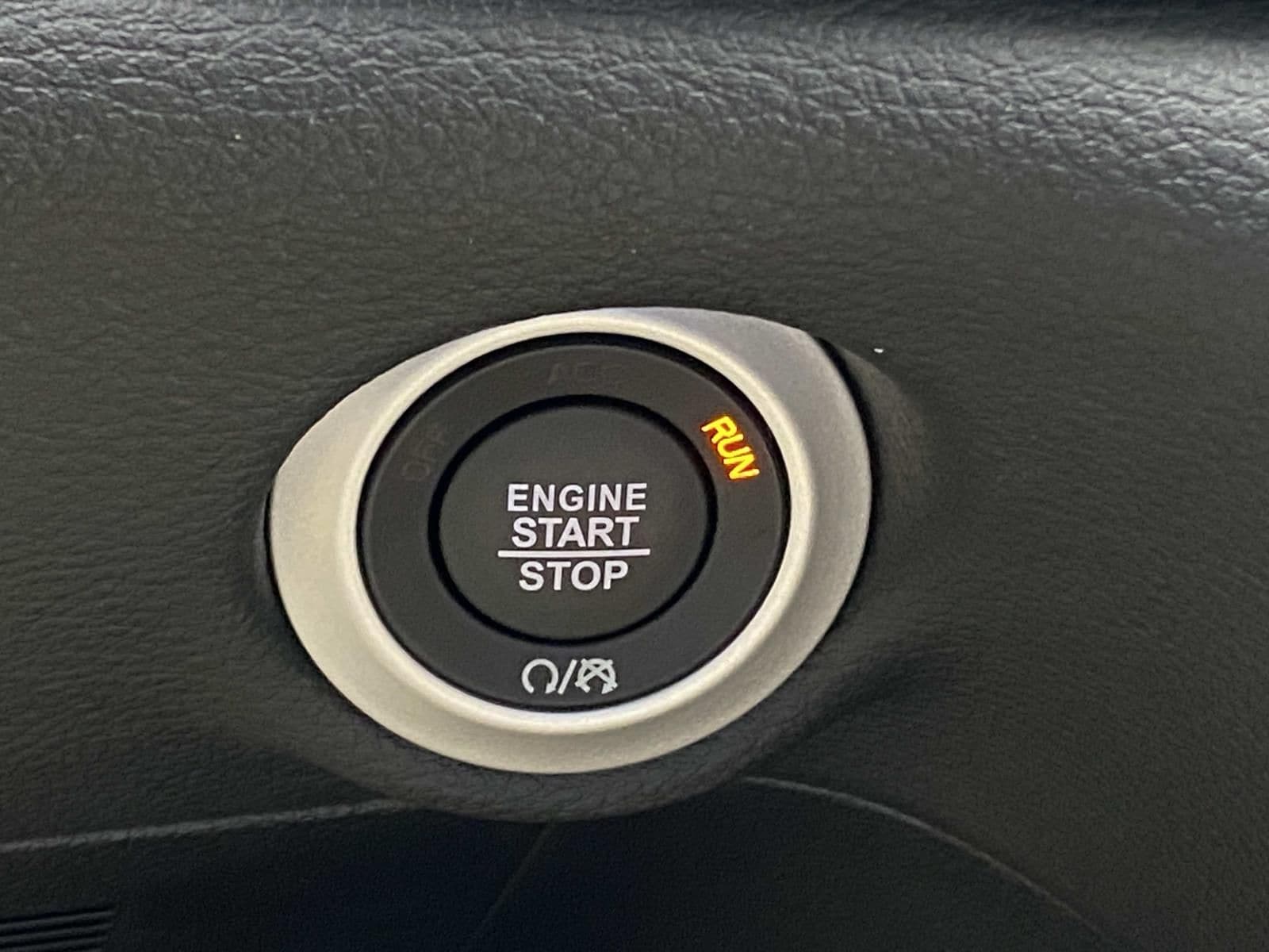 2026 Chrysler Pacifica Select - Photo 24