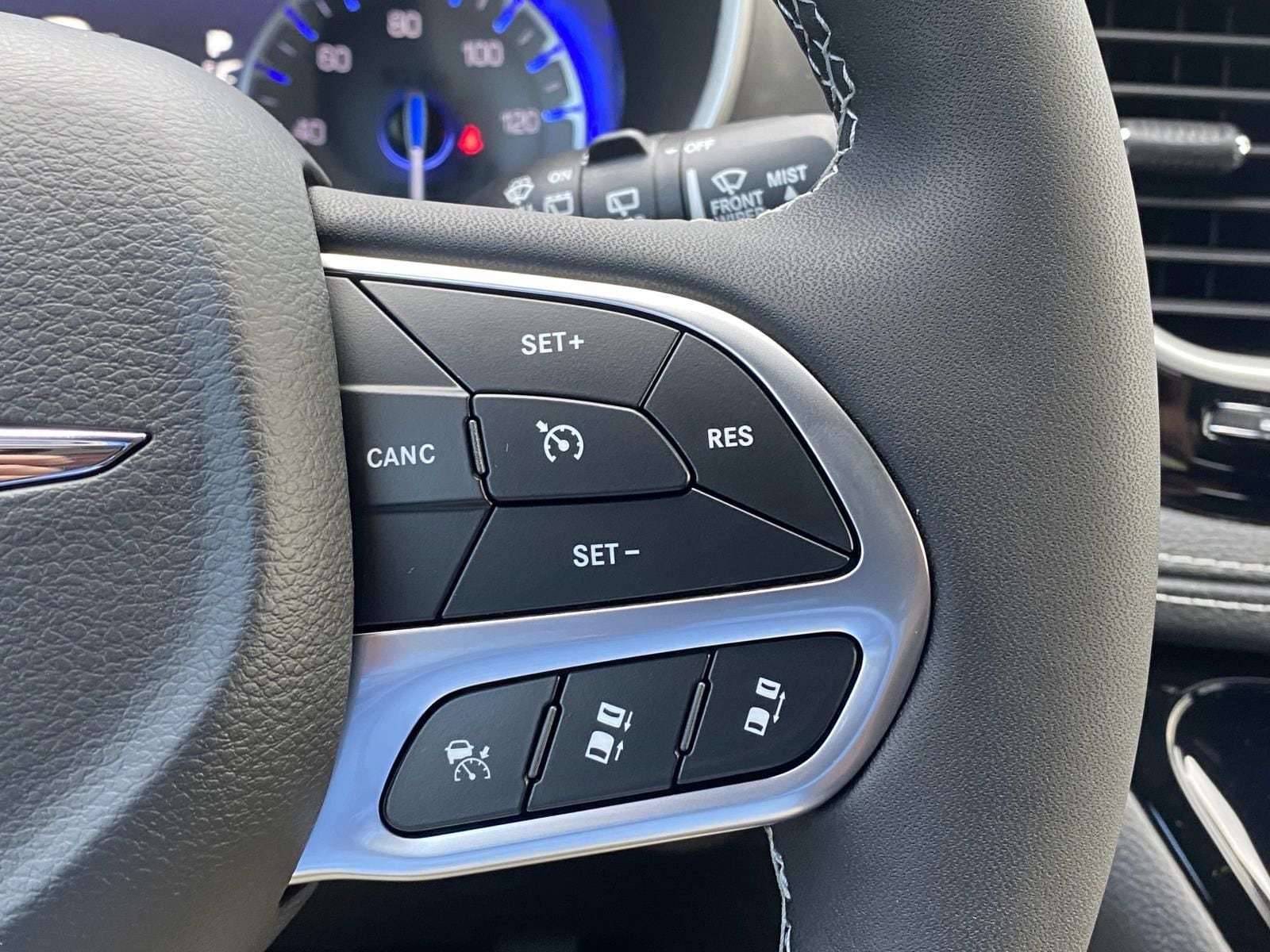 2026 Chrysler Pacifica Select - Photo 21