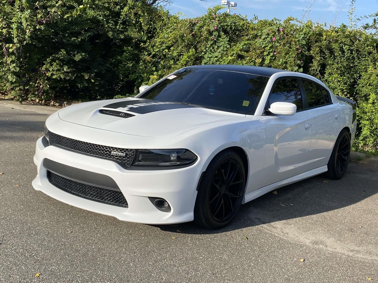 2022 Dodge Charger R/T photo 3
