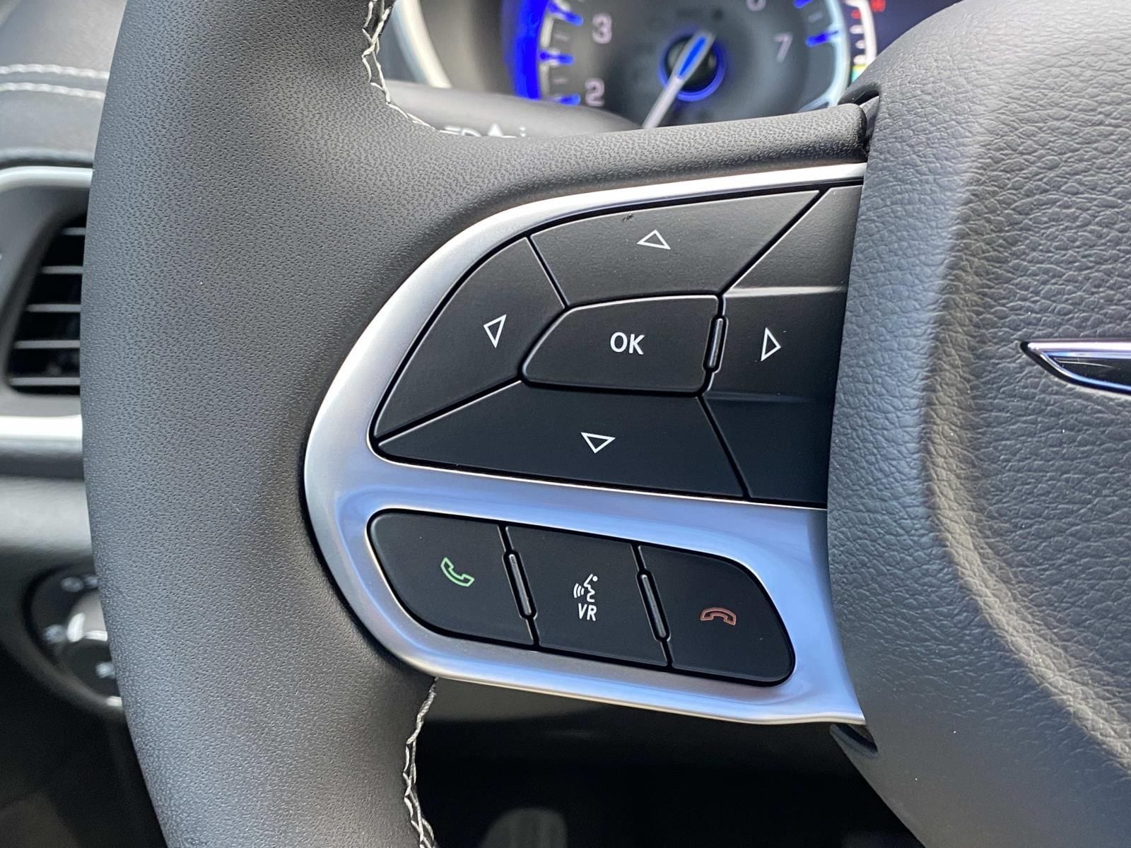 2026 Chrysler Pacifica Select - Photo 20