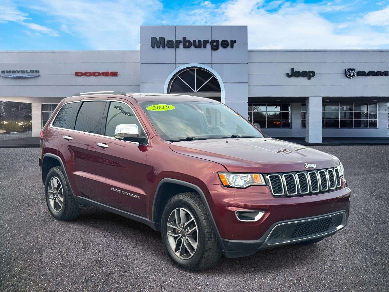2019 Jeep Grand Cherokee Limited's photo