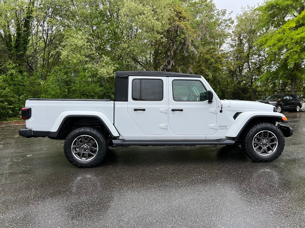 Used 2021 Jeep Gladiator Overland with VIN 1C6HJTFG9ML552226 for sale in Shelby, NC