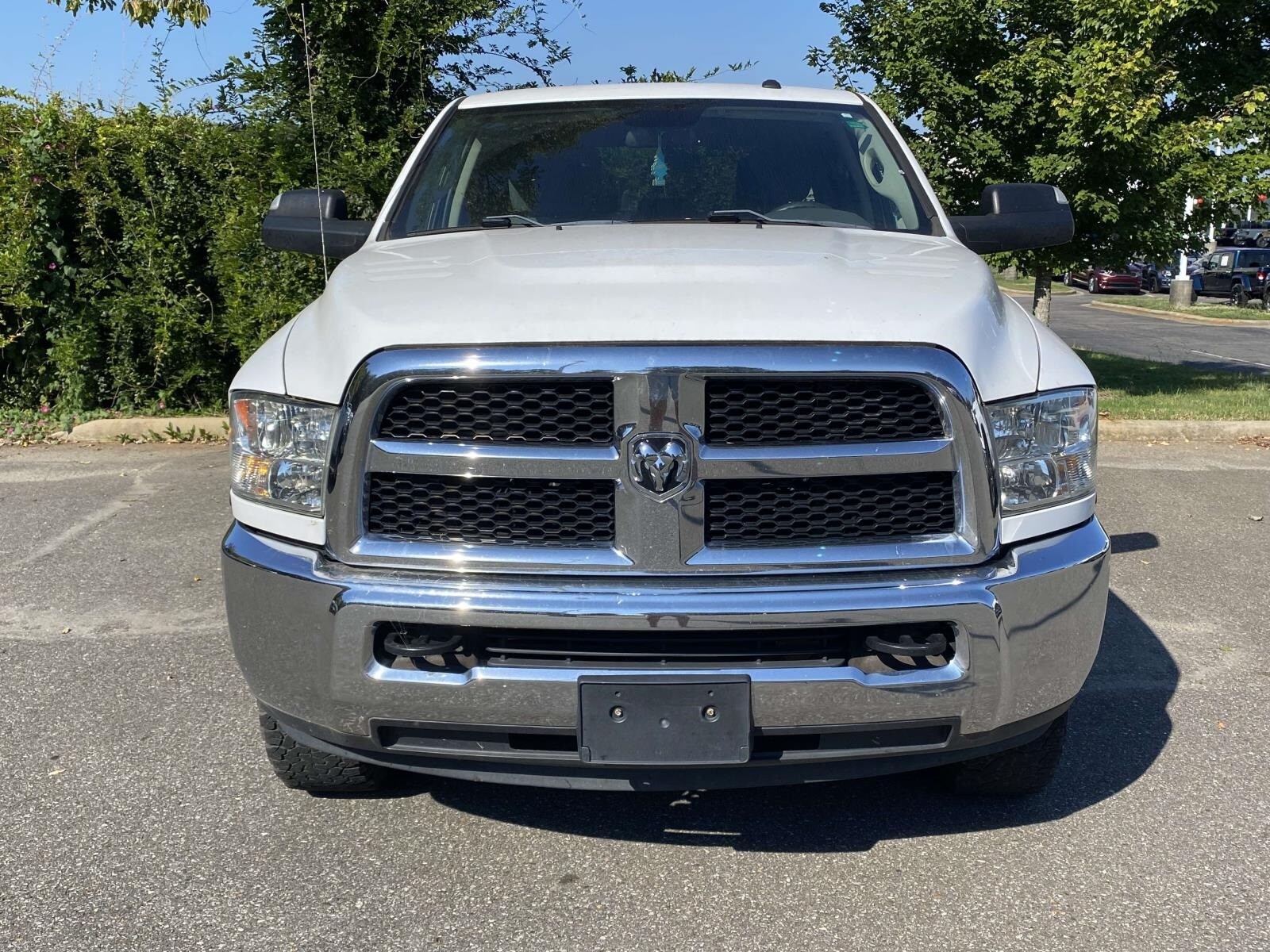 2018 Ram 2500 Tradesman photo 2