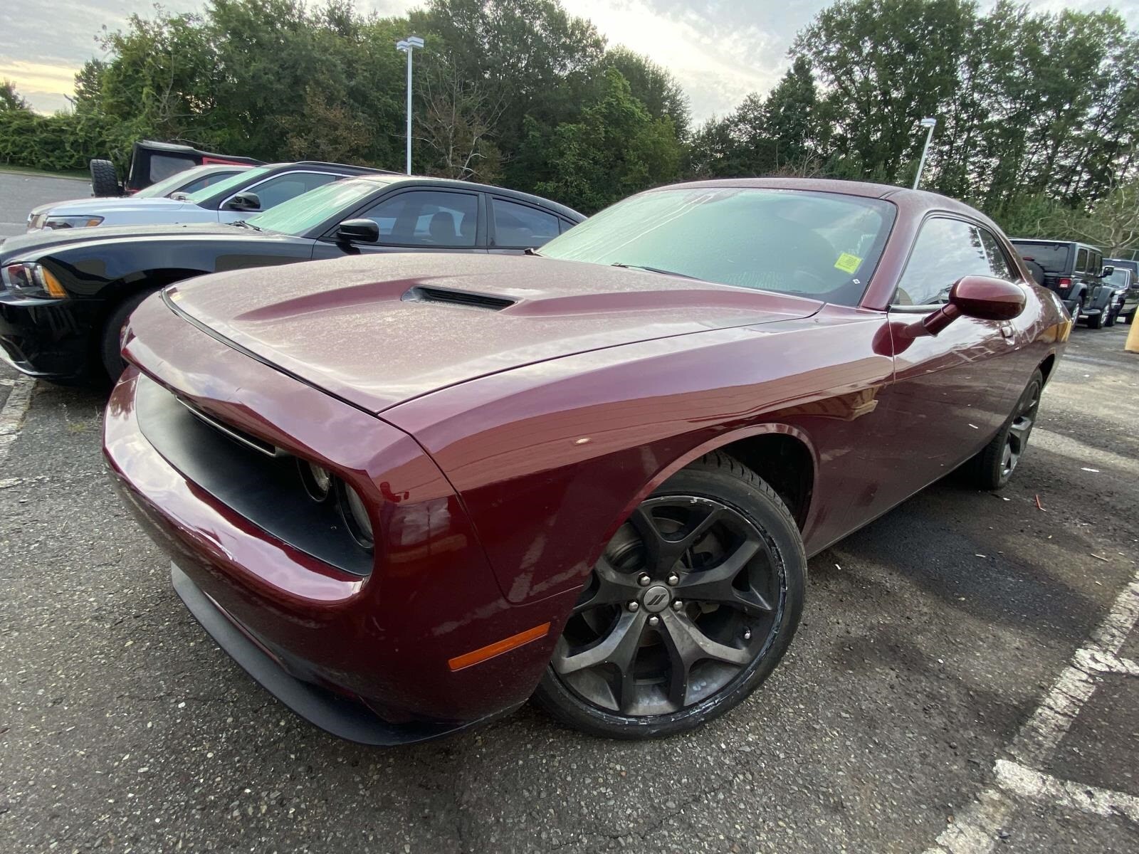 2018 Dodge Challenger SXT photo 2