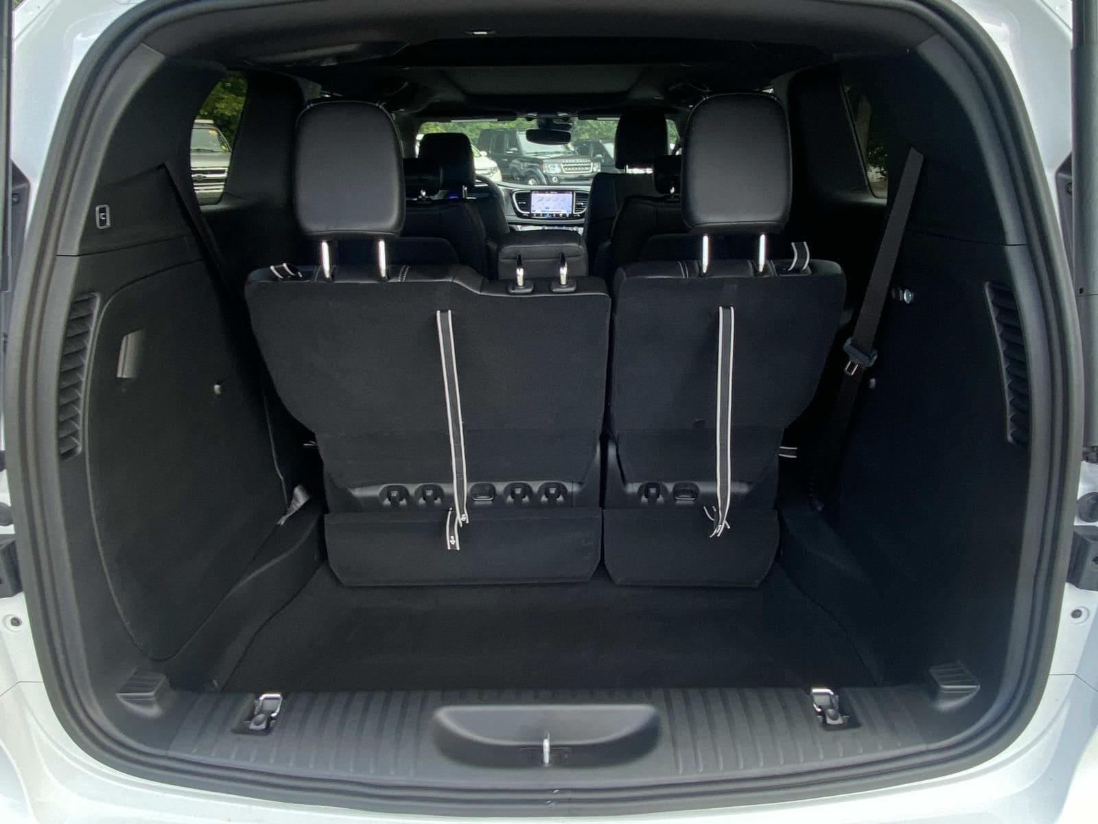 2026 Chrysler Pacifica Select - Photo 9