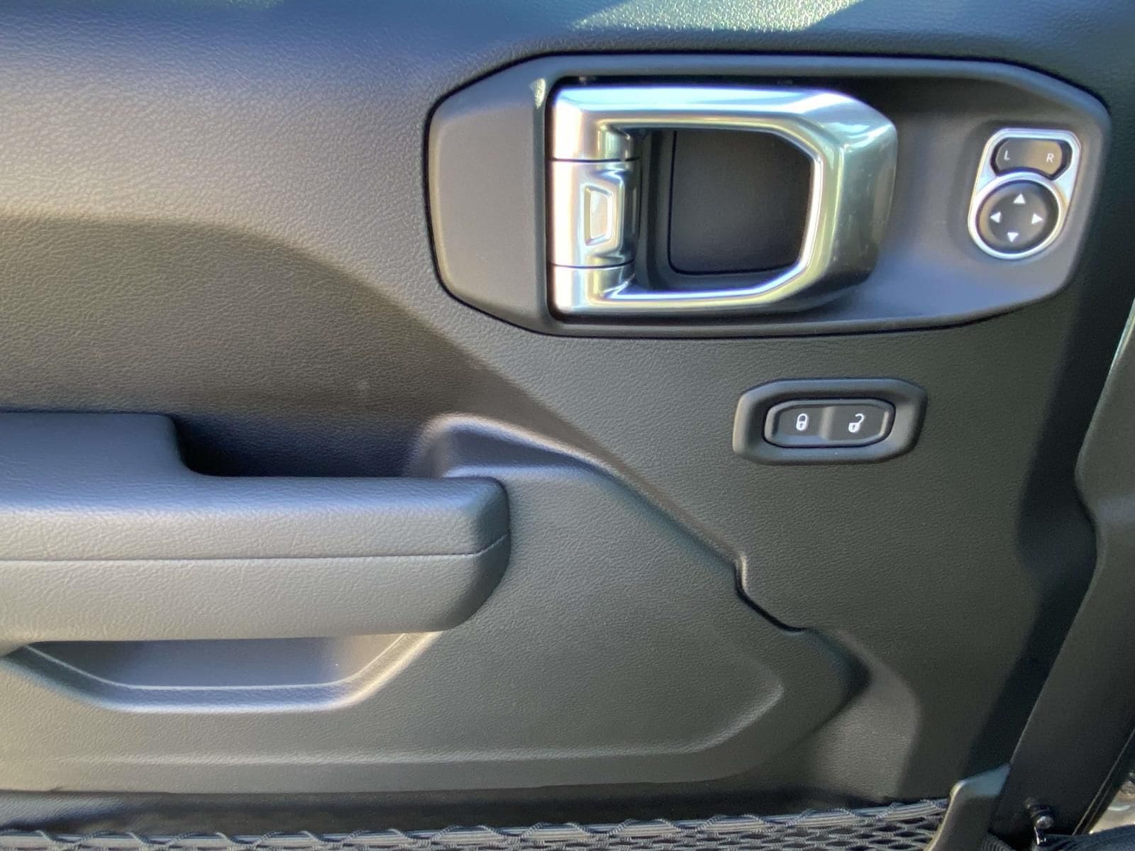 2026 Jeep Wrangler 4-Door Sport S - Photo 17