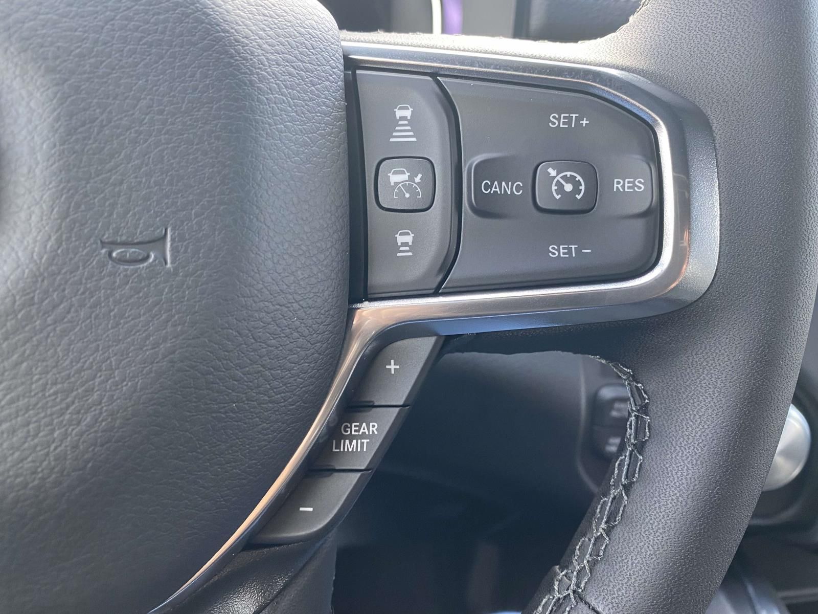 2026 RAM 1500 Laramie - Photo 24