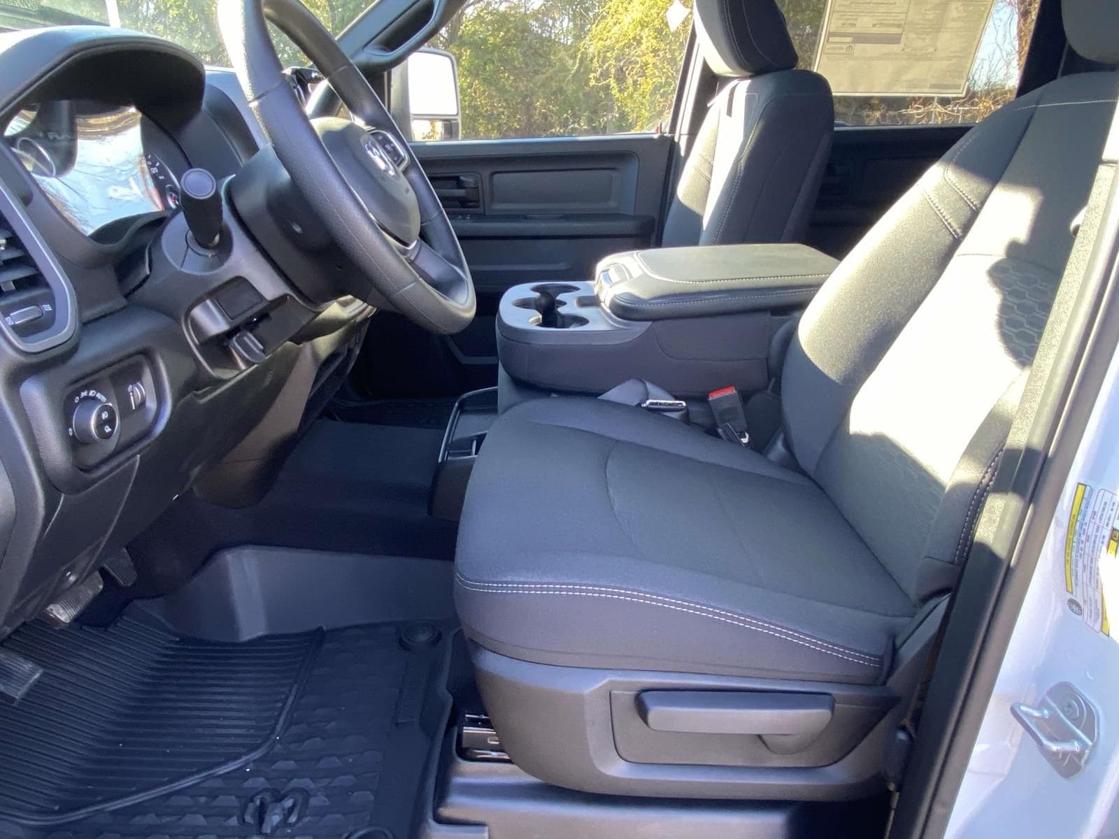 2026 RAM 2500 Tradesman - Photo 13