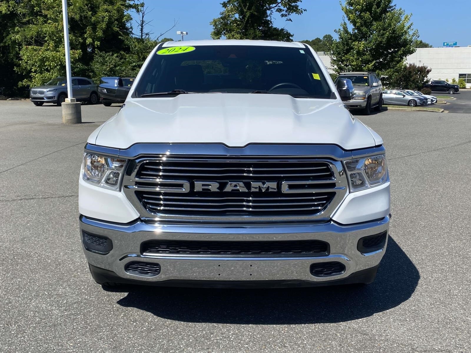 2024 Ram 1500 Laramie photo 2