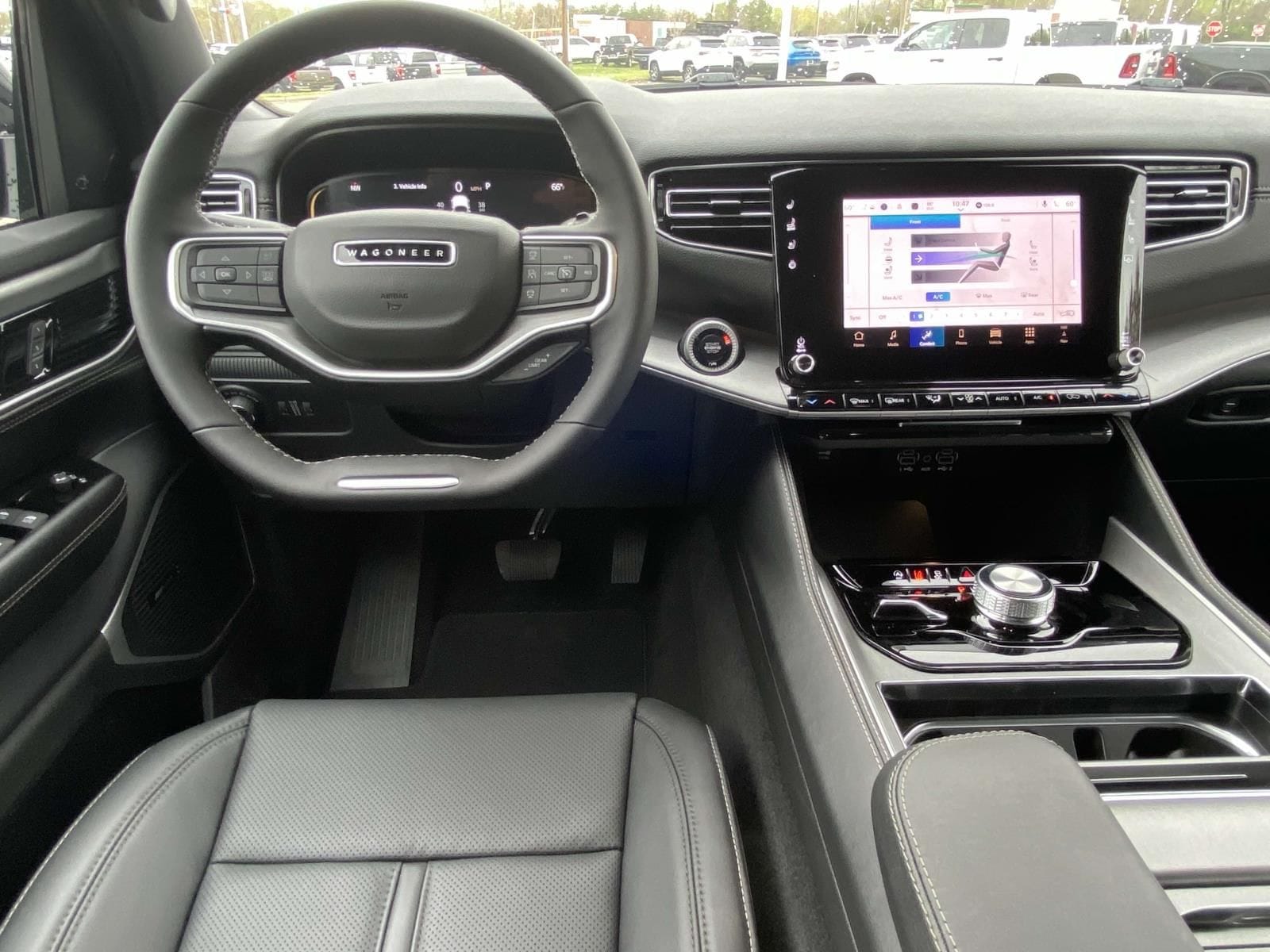 2025 Jeep Wagoneer Series II - Photo 15