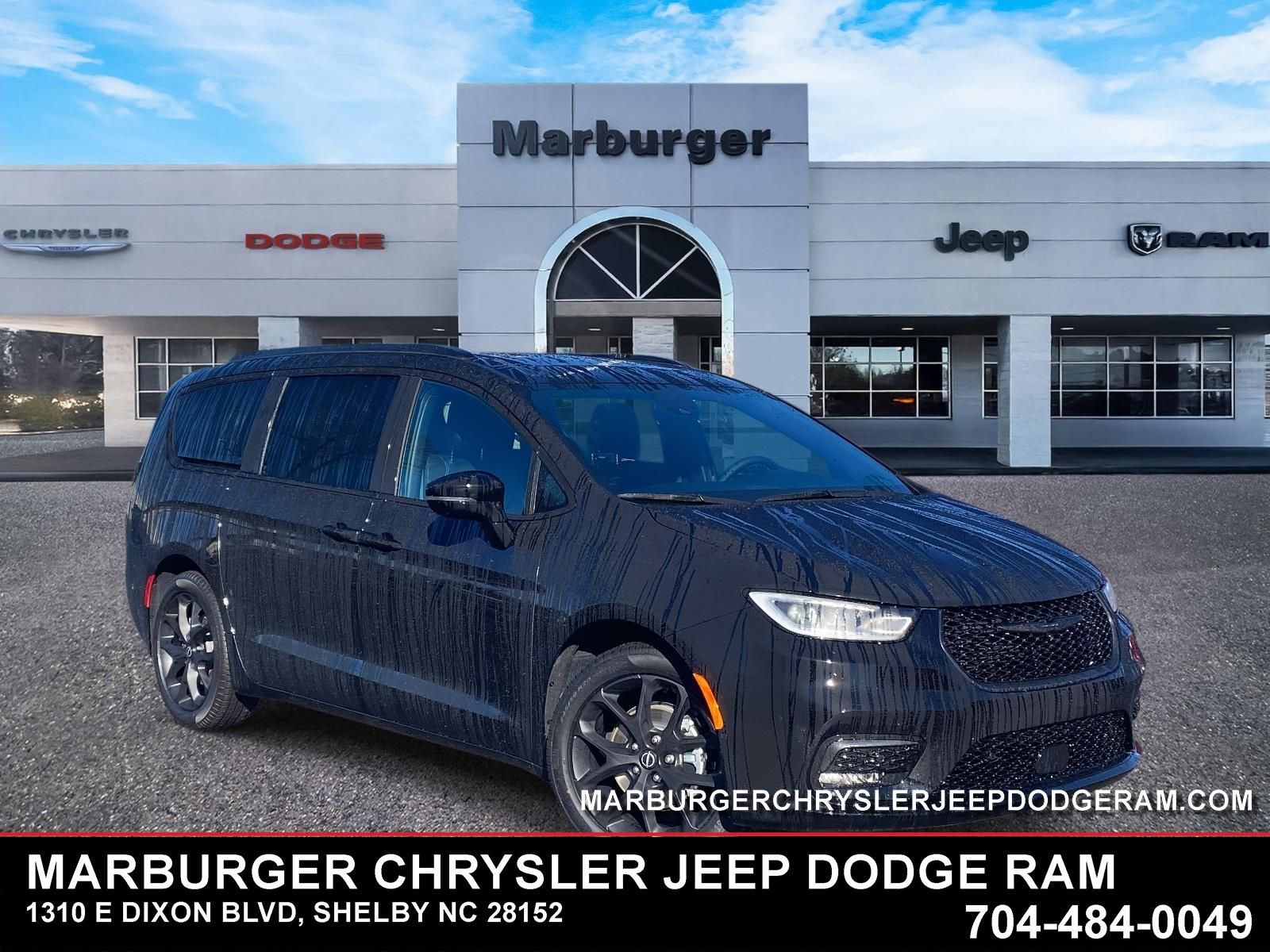 2026 Chrysler Pacifica Select's photo