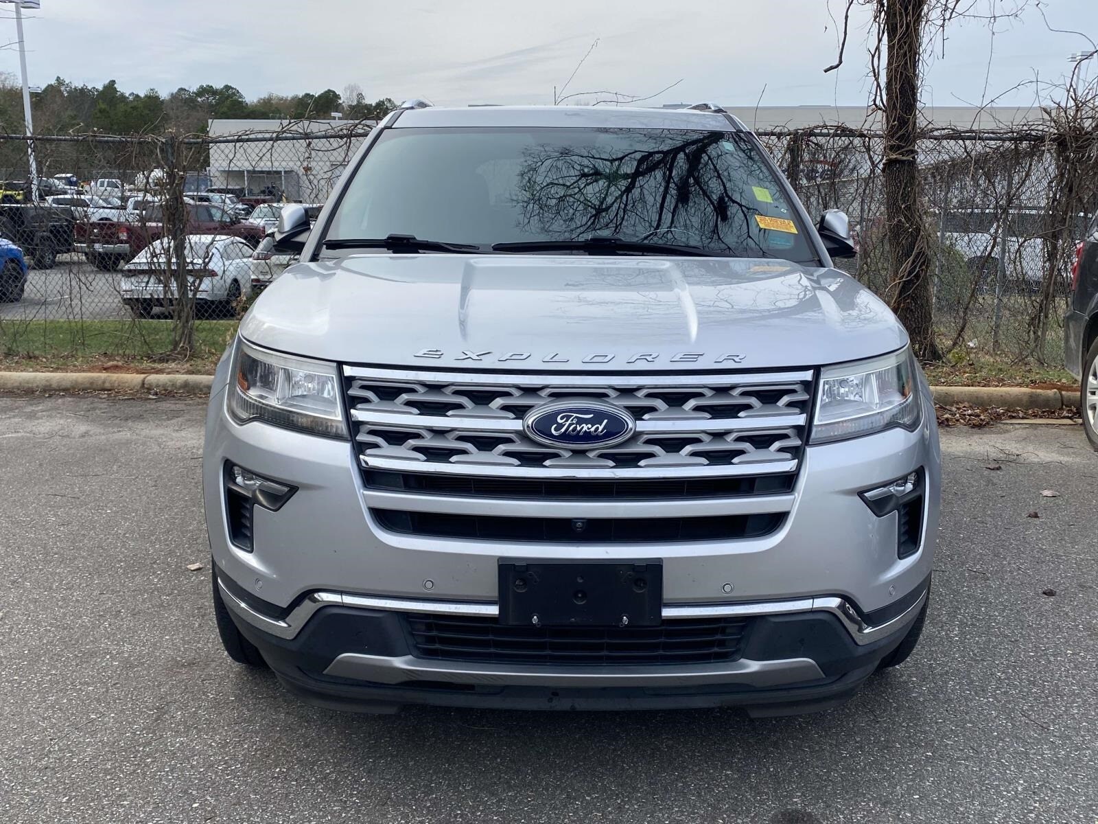 2019 Ford Explorer Limited photo 2