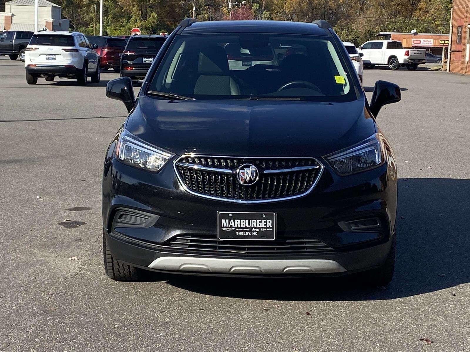 2022 Buick Encore Preferred photo 2