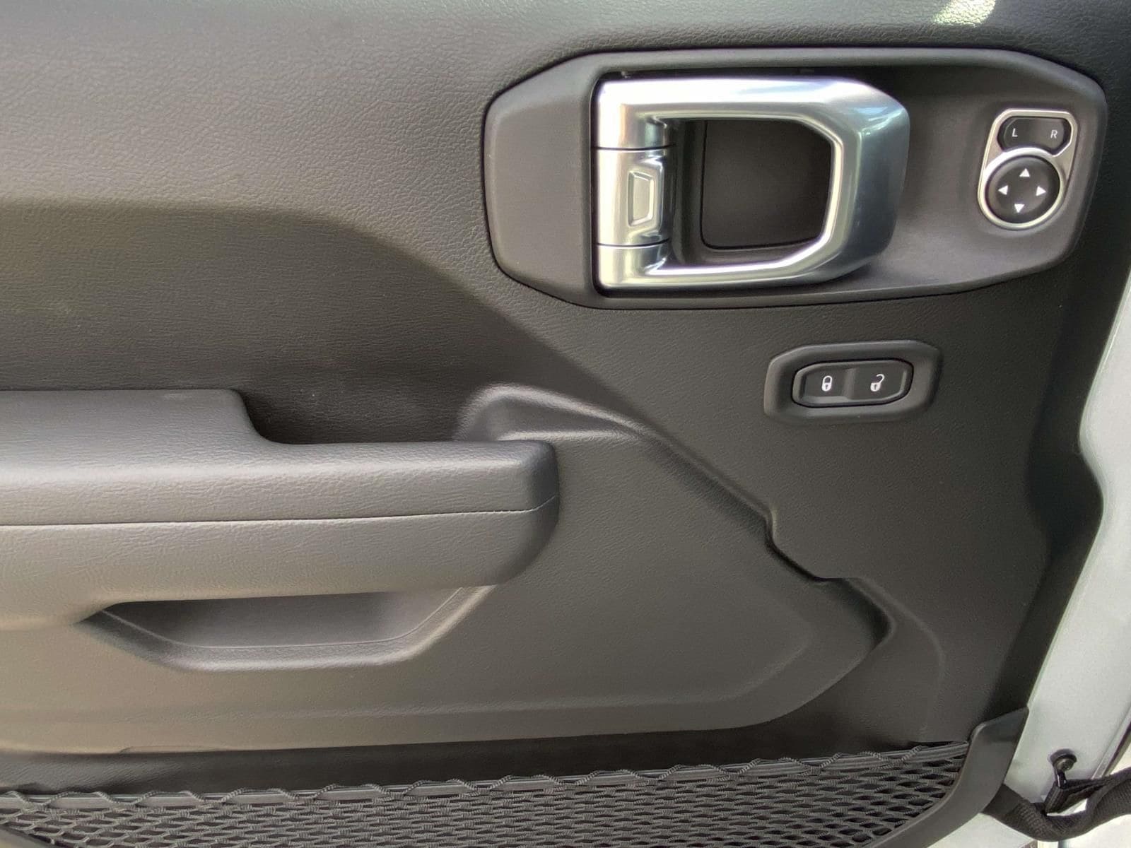 2026 Jeep Wrangler 4-Door Sport S - Photo 16