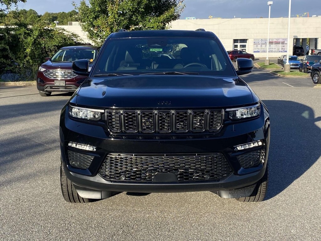 New 2025 Jeep Grand Cherokee LIMITED 4X4 Sport Utility