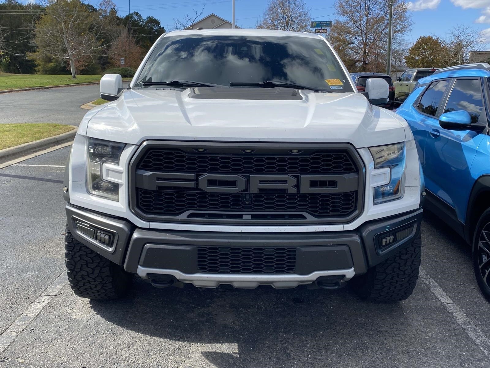 2018 Ford F-150 Raptor photo 2