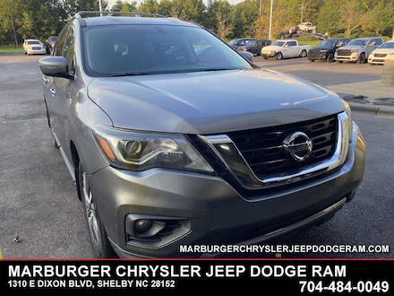 2018 Nissan Pathfinder SV SUV