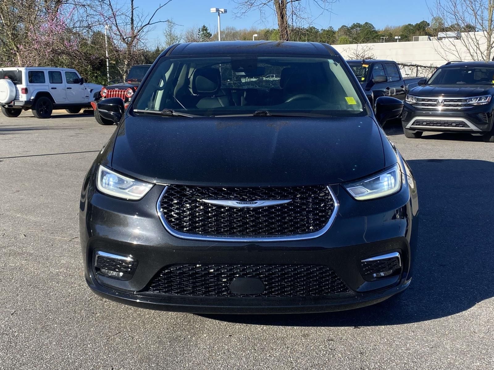 Used 2024 Chrysler Pacifica PHEV Select with VIN 2C4RC1S75RR102864 for sale in Shelby, NC