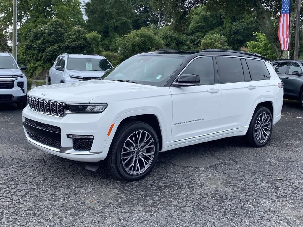 Used 2025 Jeep Grand Cherokee L Summit