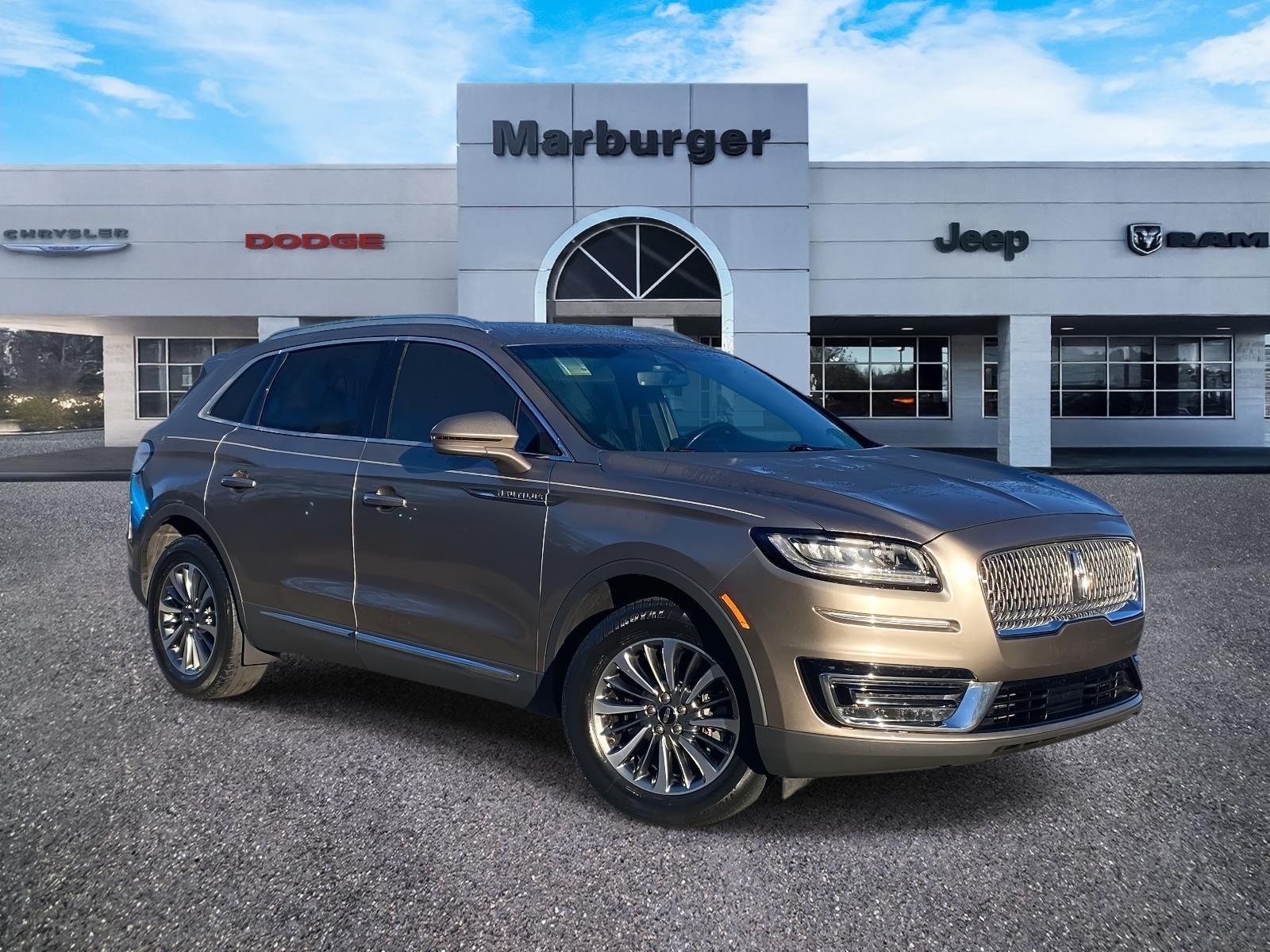 2019 Lincoln Nautilus Select