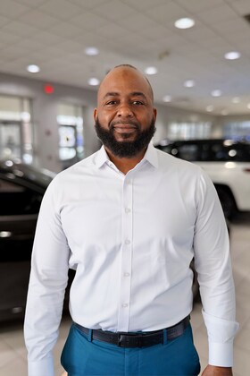 Staff member Travis Leach from ID_843d71c35a3e