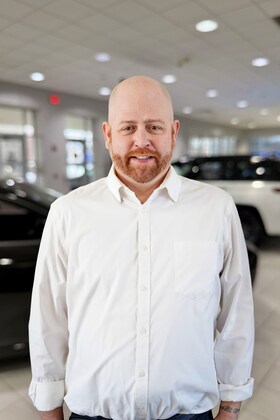 Staff member Anthony Lutz from ID_56ee71764a27