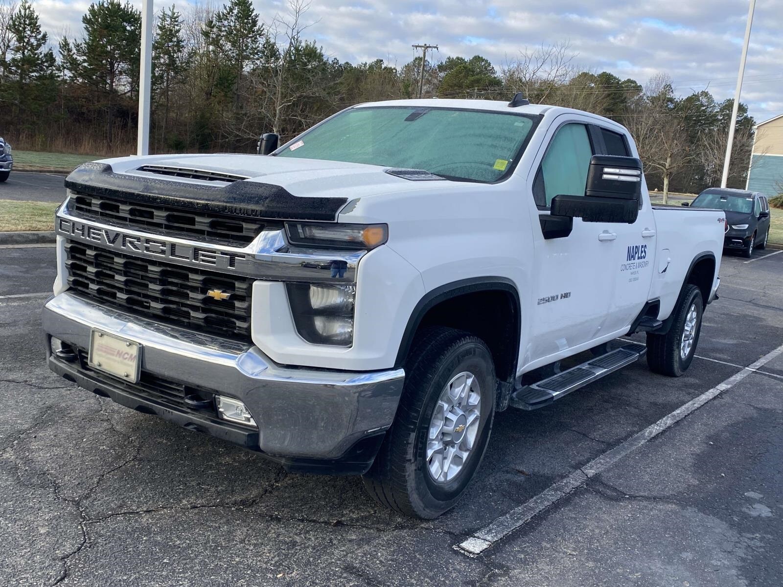2020 Chevrolet Silverado 2500HD LT photo 3