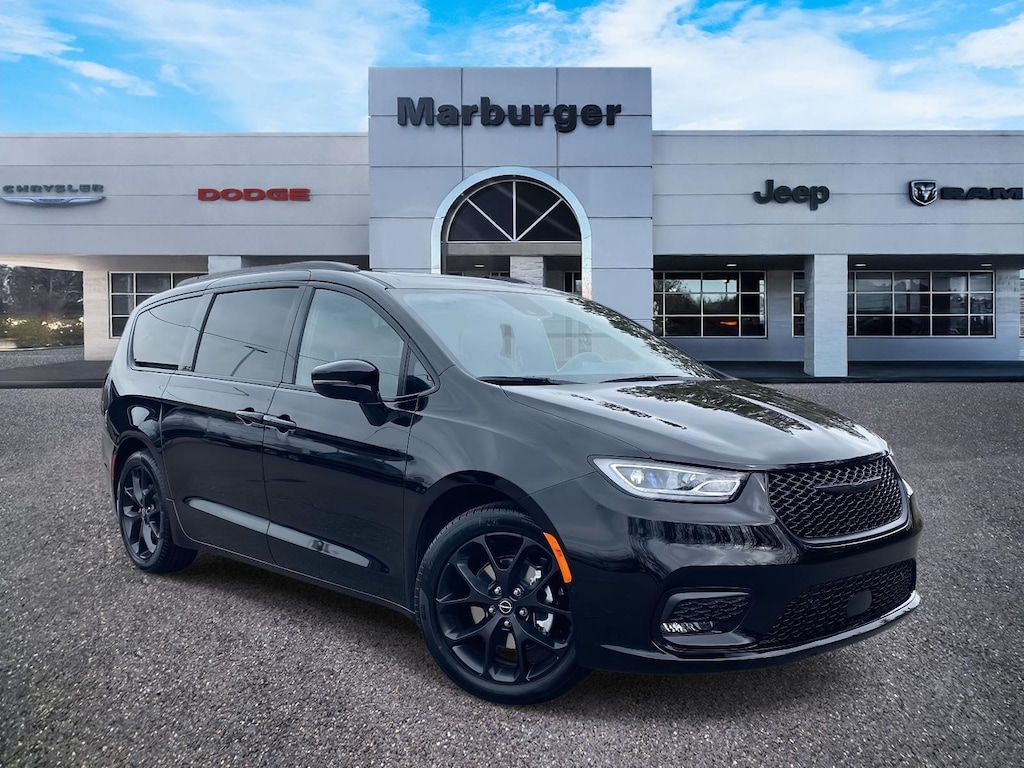 New 2026 Chrysler Pacifica LIMITED Passenger Van