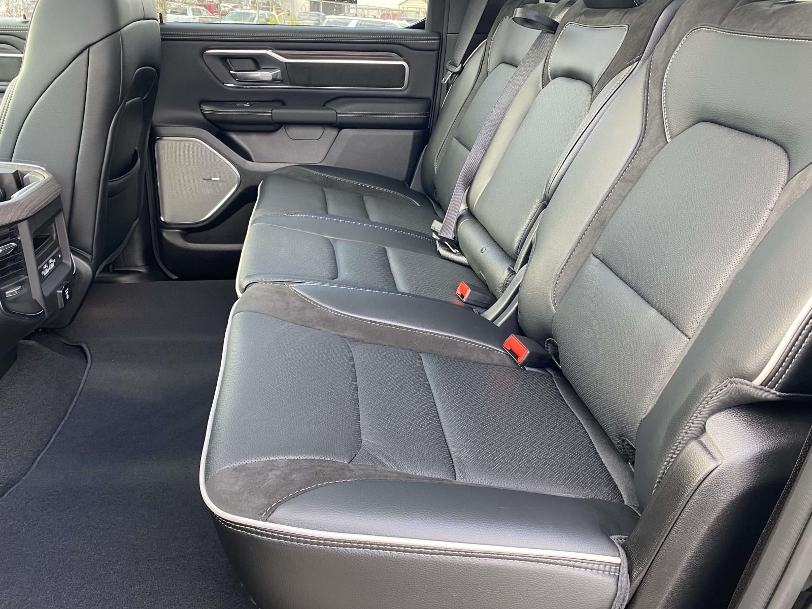 2026 RAM 1500 Laramie - Photo 12