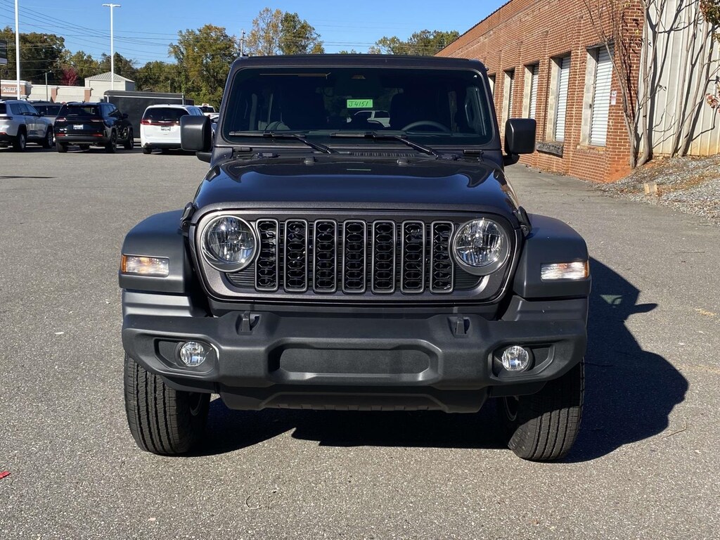 New 2026 Jeep Wrangler 4-DOOR SPORT S Sport Utility