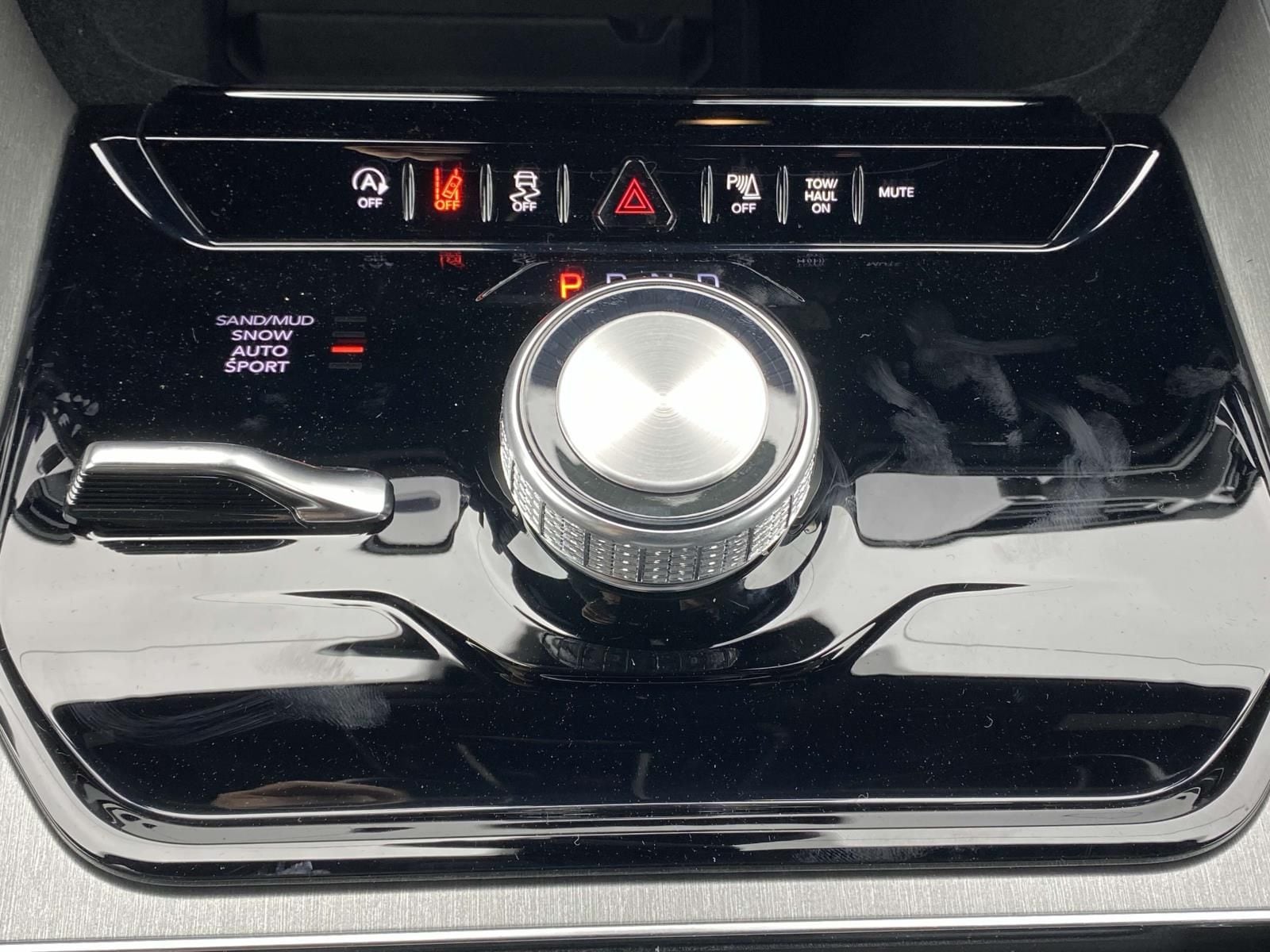 2025 Jeep Wagoneer Series II - Photo 26