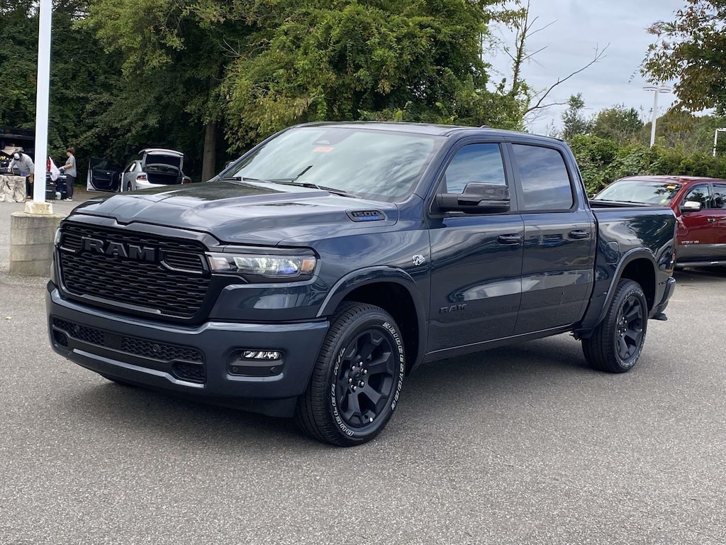 New 2026 Ram 1500 BIG HORN CREW CAB 4X4 5'7 BOX Pickup