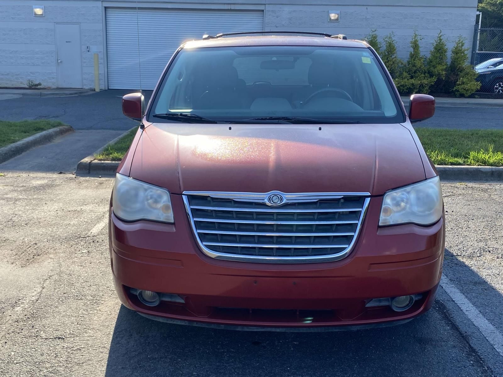 Used 2009 Chrysler Town & Country Touring with VIN 2A8HR54149R520982 for sale in Shelby, NC