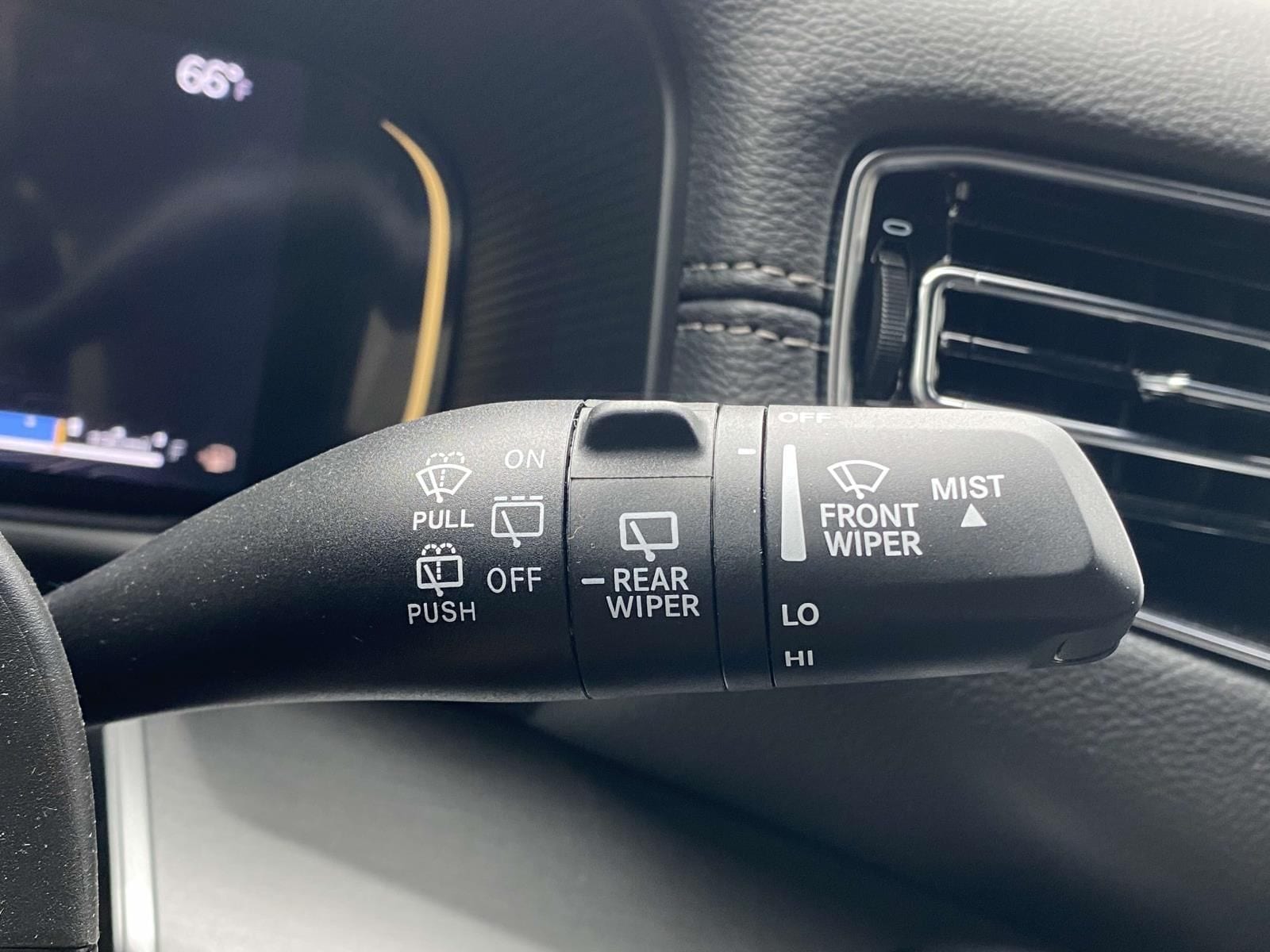 2025 Jeep Wagoneer Series II - Photo 30