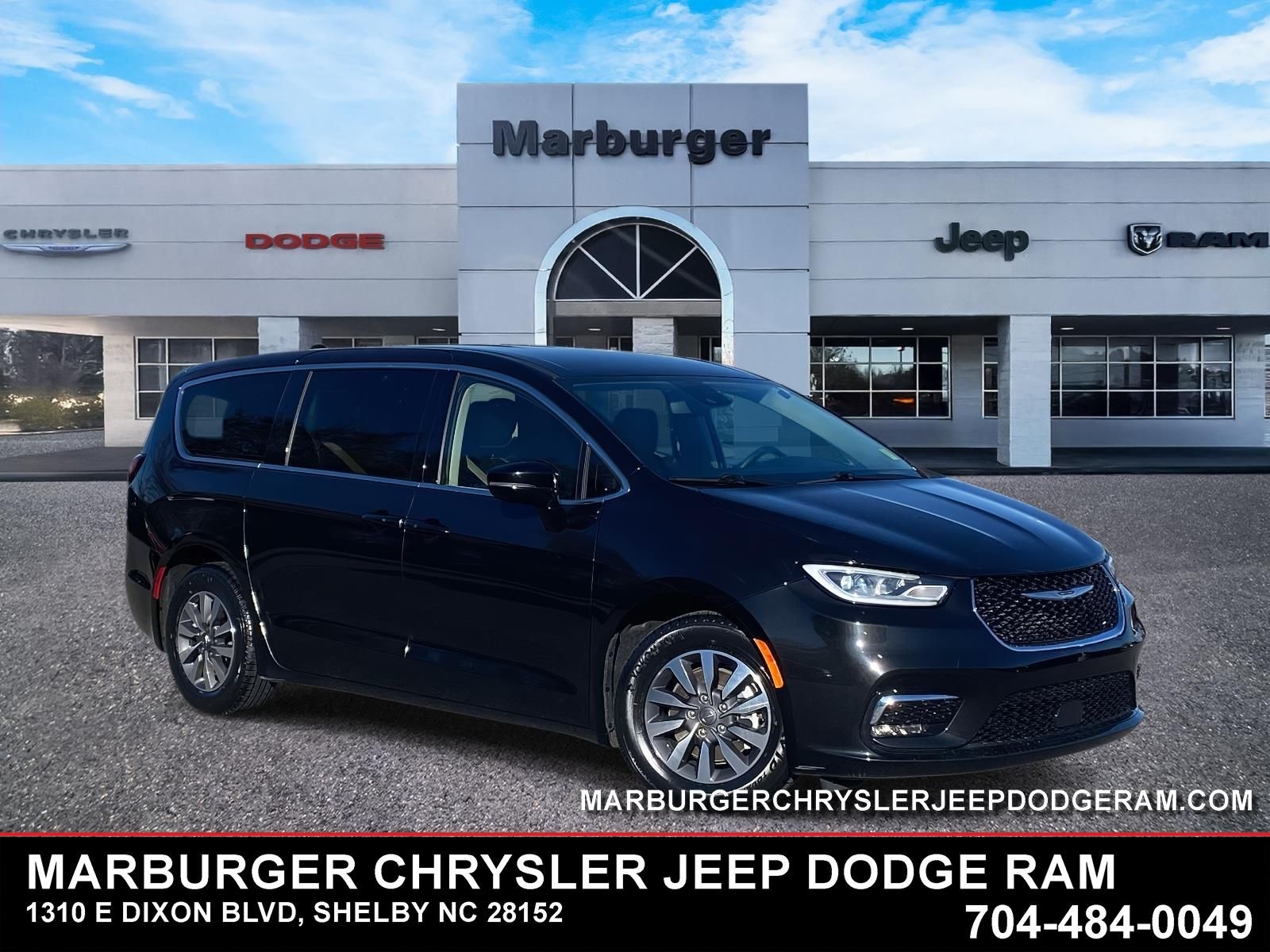 2024 Chrysler Pacifica PHEV Select