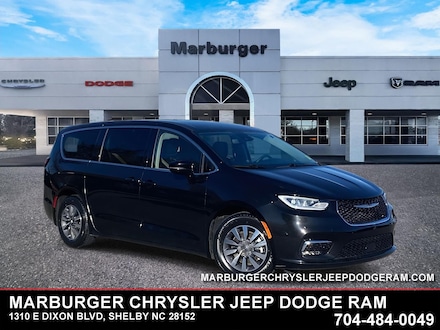 2024 Chrysler Pacifica Hybrid Select Minivan/Van