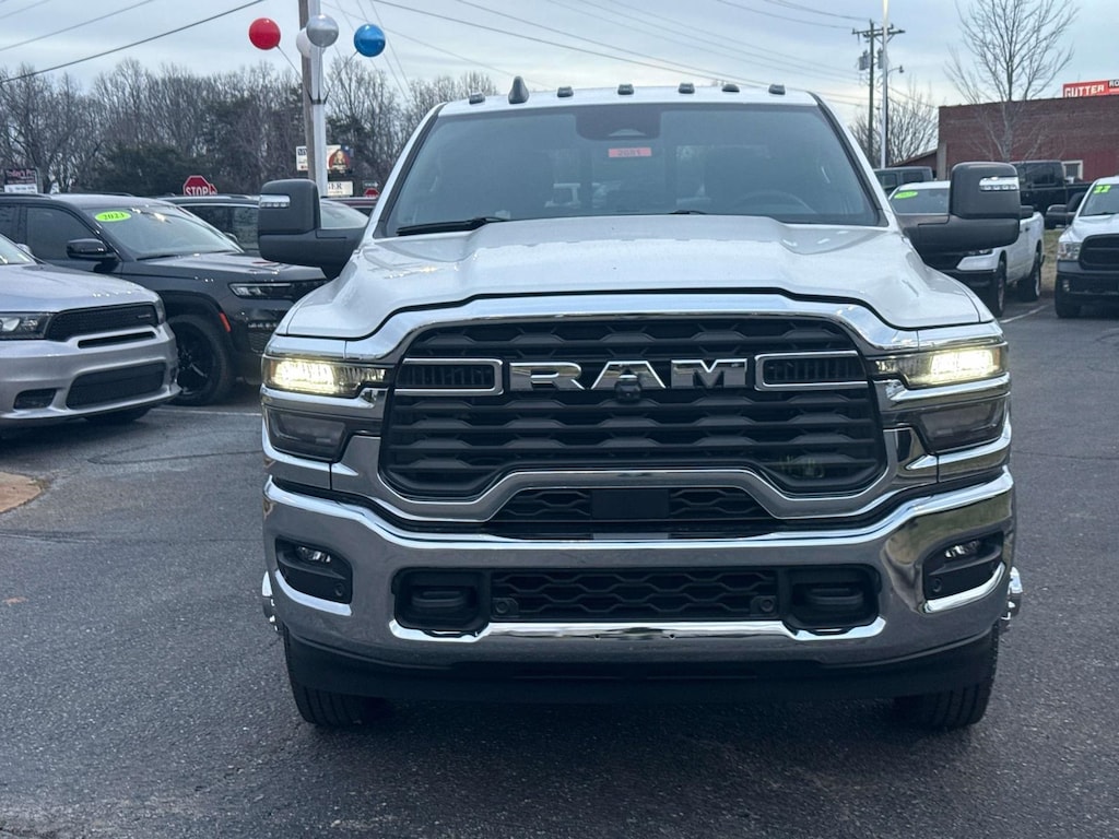 New 2026 Ram 3500 BIG HORN CREW CAB 4X4 8' BOX Pickup