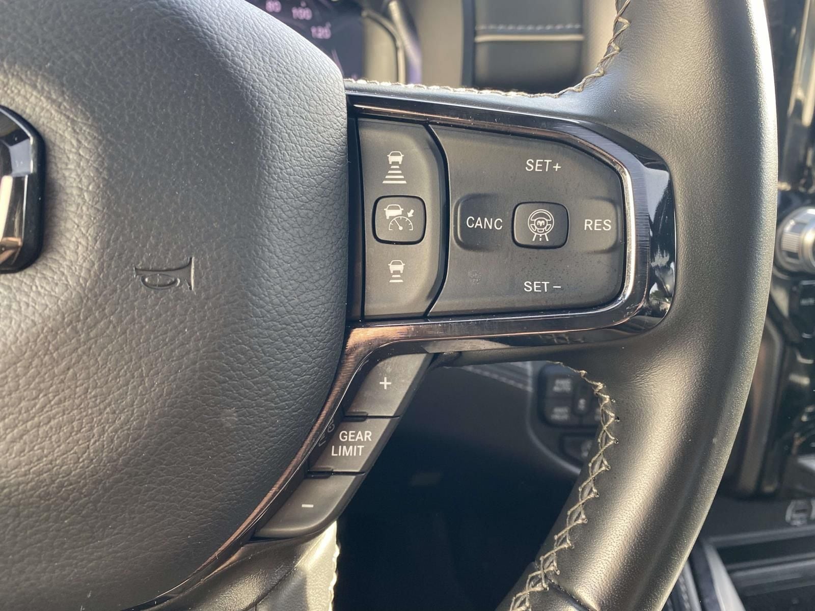 2025 RAM Ram 1500 Pickup Limited - Photo 23
