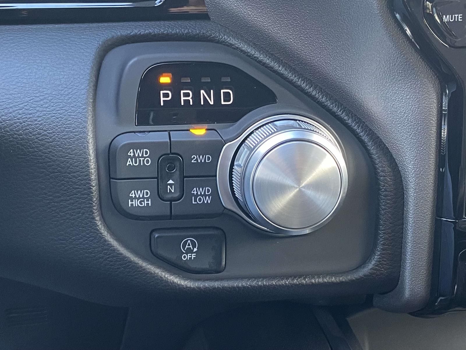 2026 RAM 1500 Laramie - Photo 28