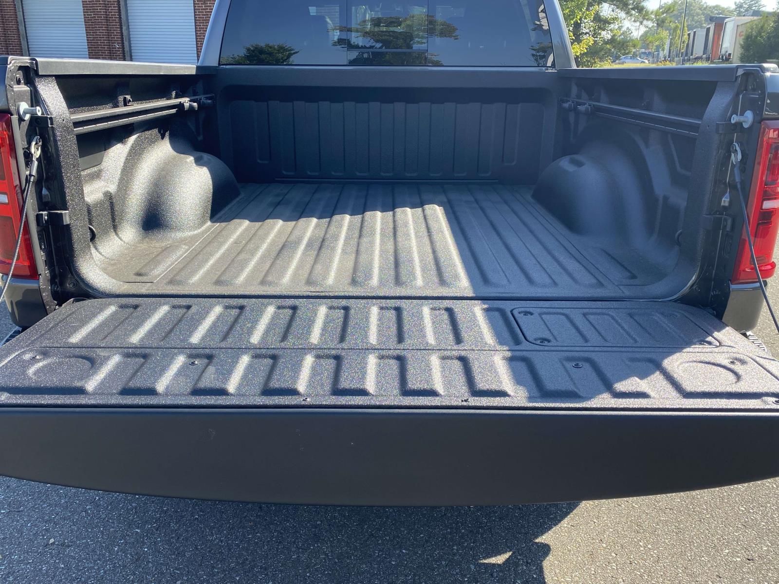 2026 RAM 1500 Limited - Photo 10