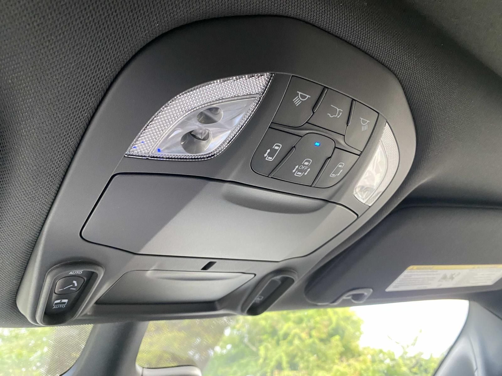 2026 Chrysler Pacifica Select - Photo 29