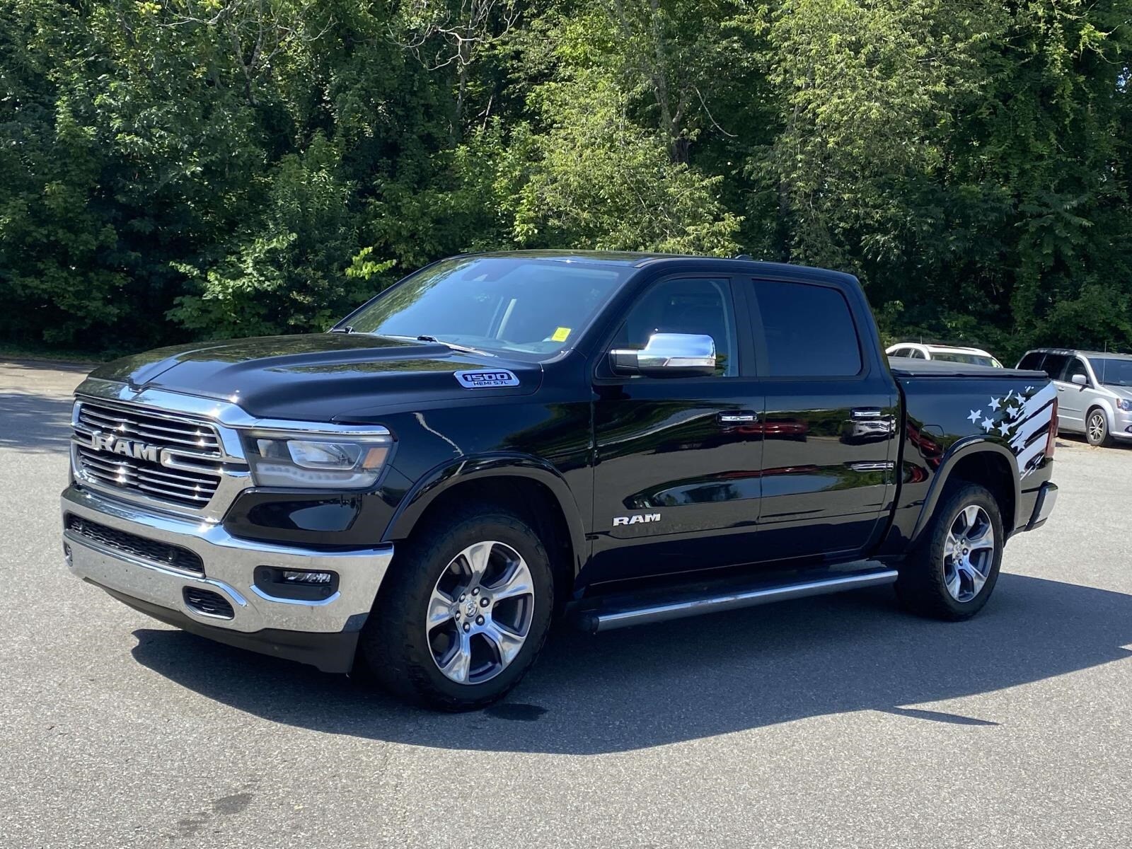 2021 Ram 1500 Laramie photo 3