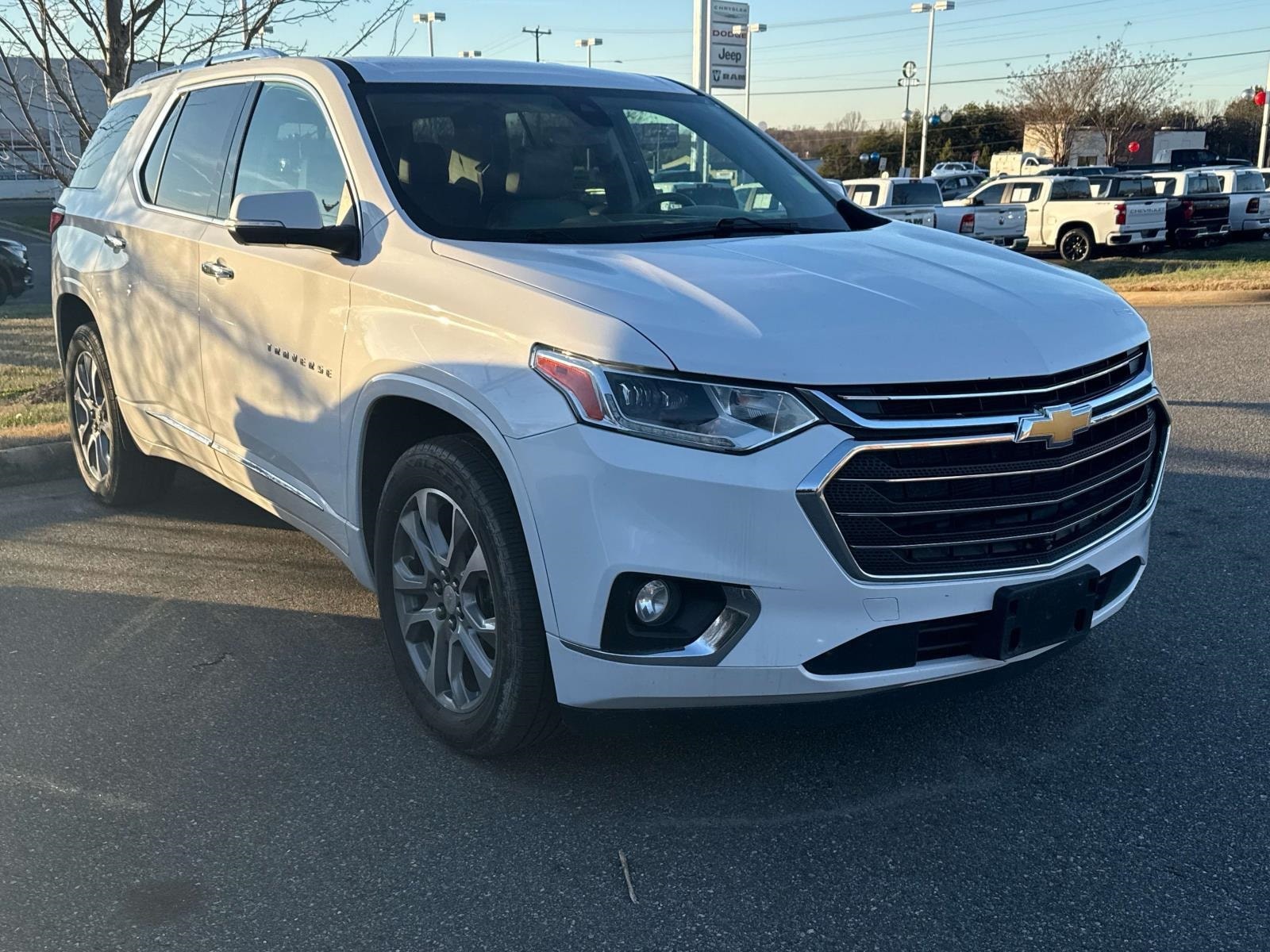 2021 Chevrolet Traverse Premier's photo