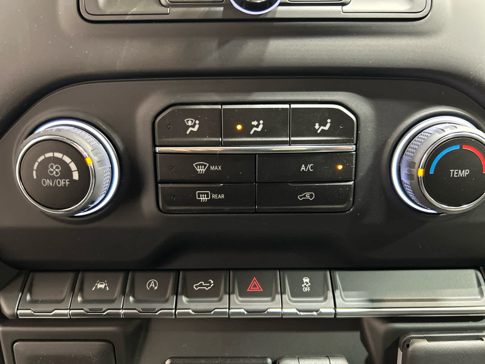 2026 Chevrolet Silverado 1500 Custom - Photo 17